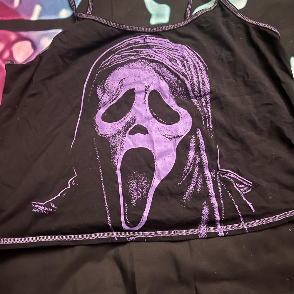Hot Topic Black and Purple Scream Crop Top